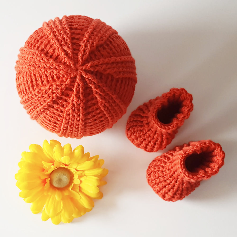 Beanie & Booties Set crochet baby newborn 0-6 months sienna