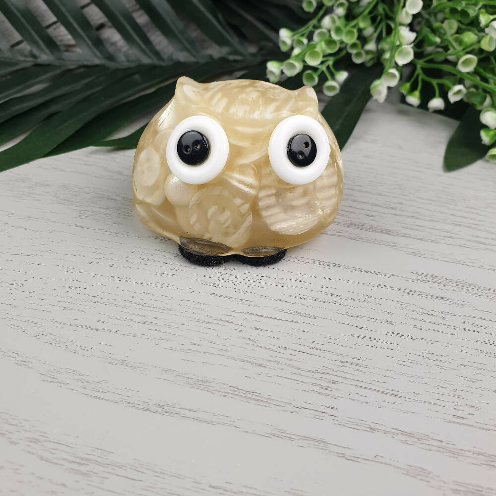 Button Owl - WHITE Buttons & Resin - Paperweight - Solid Button Ornament