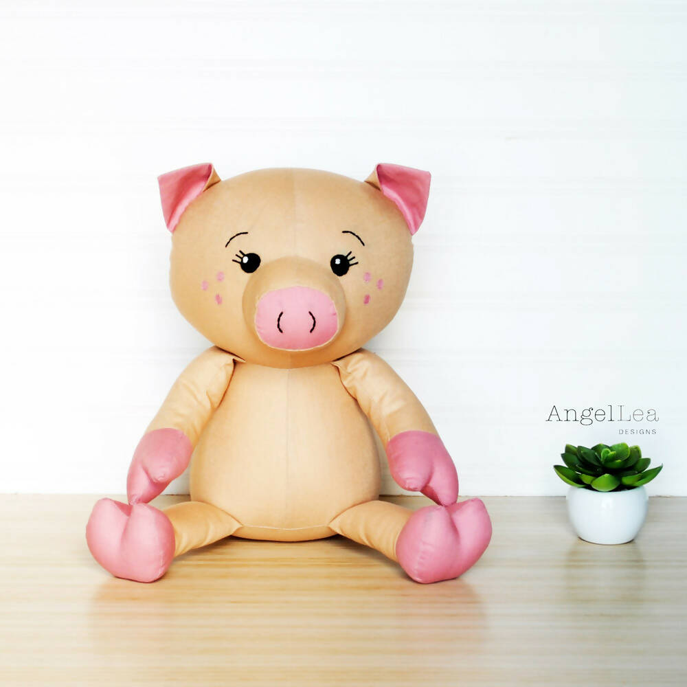 Beige-pig-DSC_2078-1000px