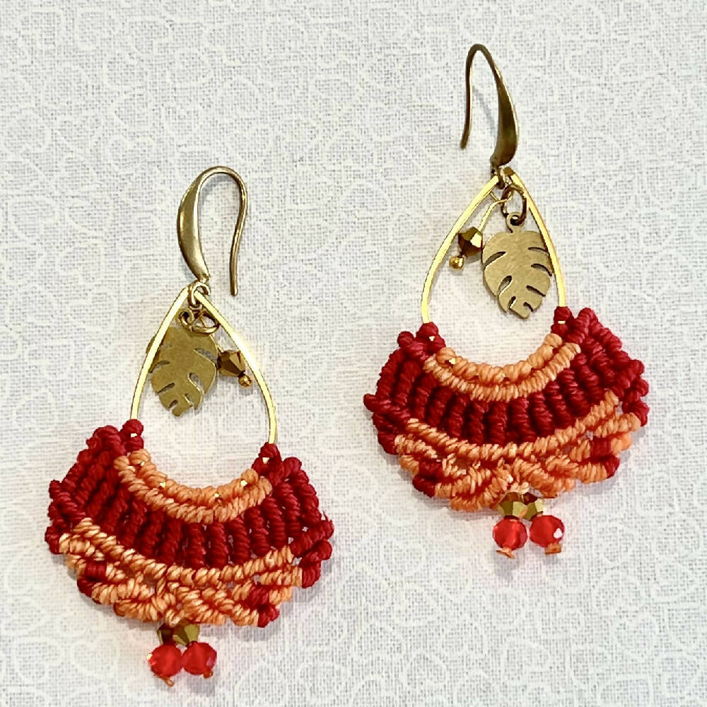 Mini Mostera Micro Macrame Earrings + Free microfiber pouch