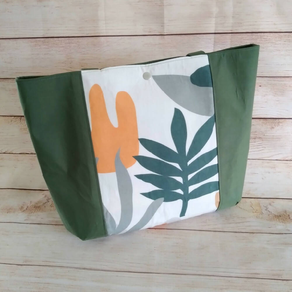 Green Abstract Tote/Handbag