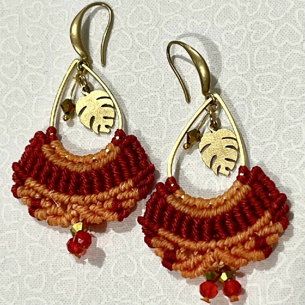 Mini Mostera Micro Macrame Earrings + Free microfiber pouch