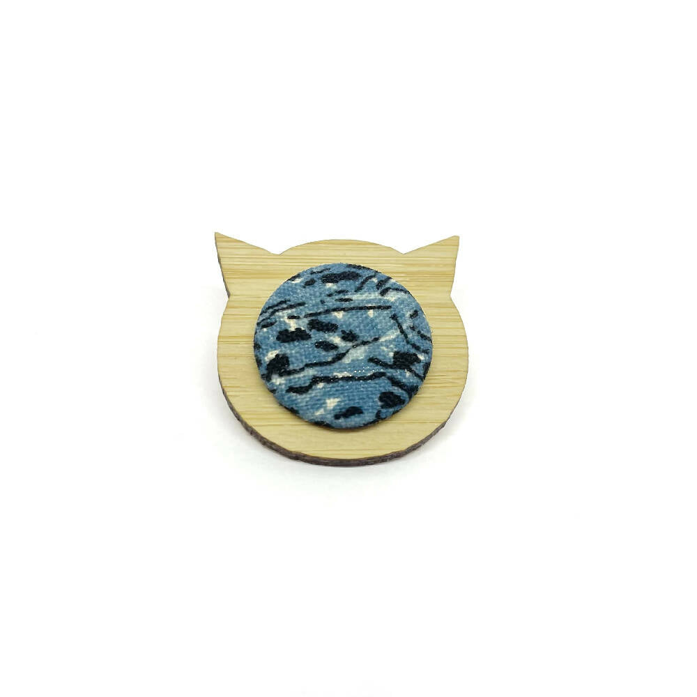 Kimono Cat Brooch