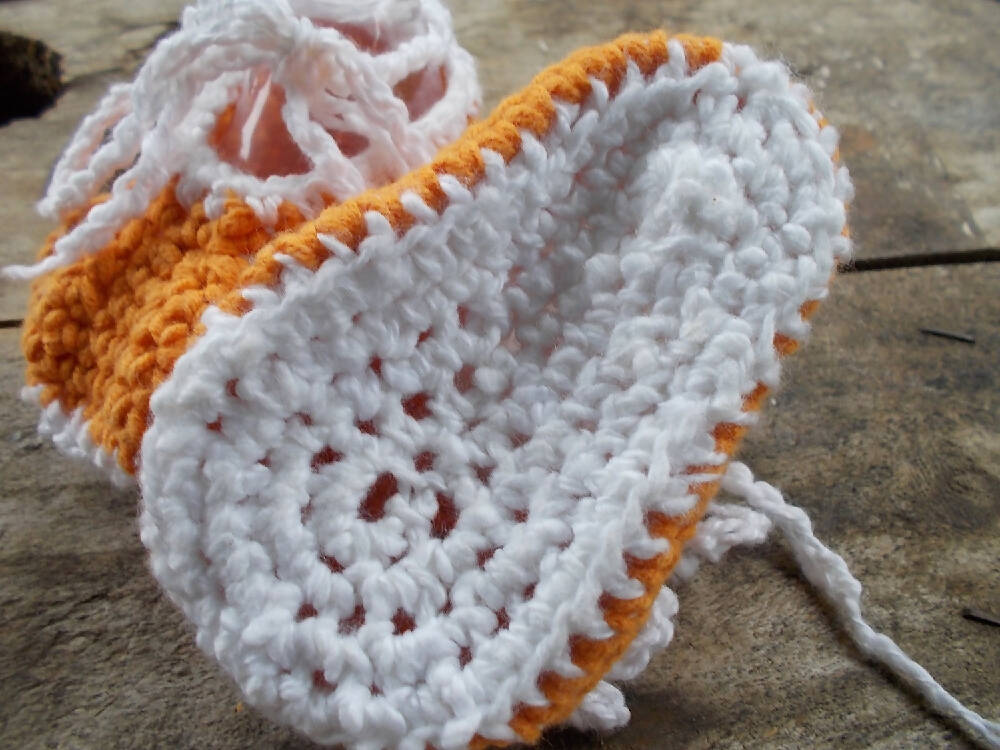 Crochet baby shoes "dancing feet" 100% cotton orange and white