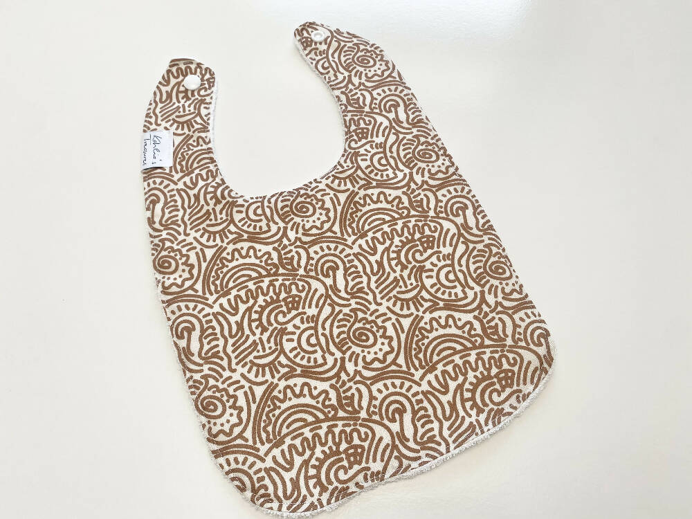 Natural abstract bib