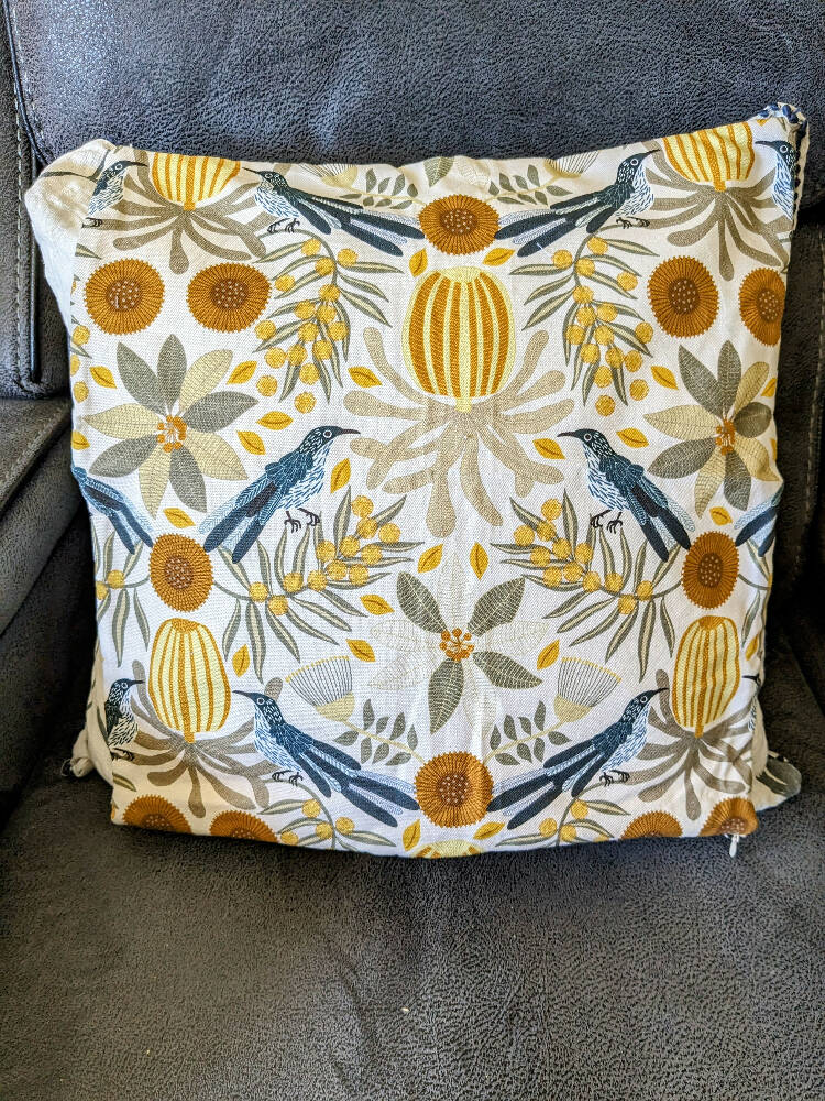 Wattle bird cushion cover
